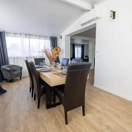 Duplex Avec Exterieur, 30 Min De Paris Et Disney * Saint-Maur-des-Fossés